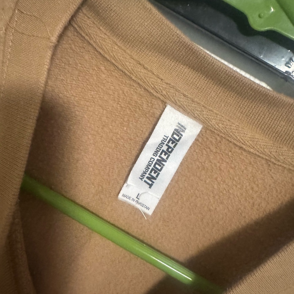 "AMEN" Sweatshirt - Picture 2 of 2